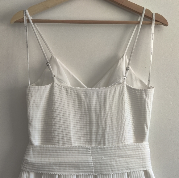CALVIN KLEIN White Strappy A-line V-Neck Pleated Cocktail Dress Size Small - Picture 8 of 14